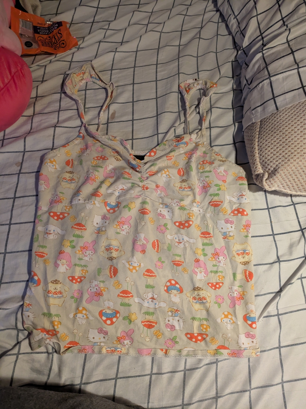 hello kitty and friends hot topic mushroom ruffle cami top size XL